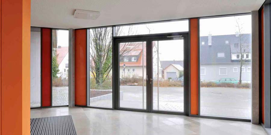 Алюминиевая дверь 700×2300 мм. GFTD48207 Алюминиевая дверь 700×2300 мм. GFTD48207